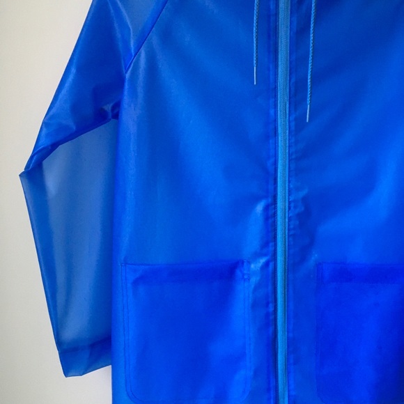 Joe Fresh Rain Jacket - Picture 2 of 7